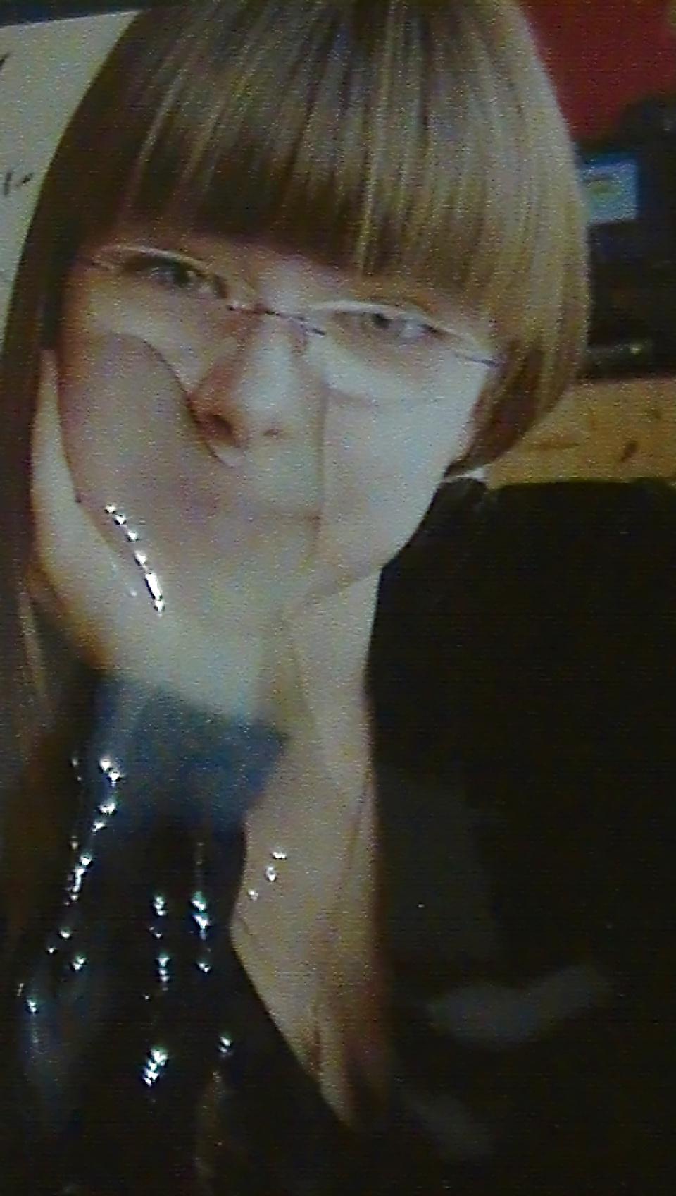 25P Cum on glasses girls