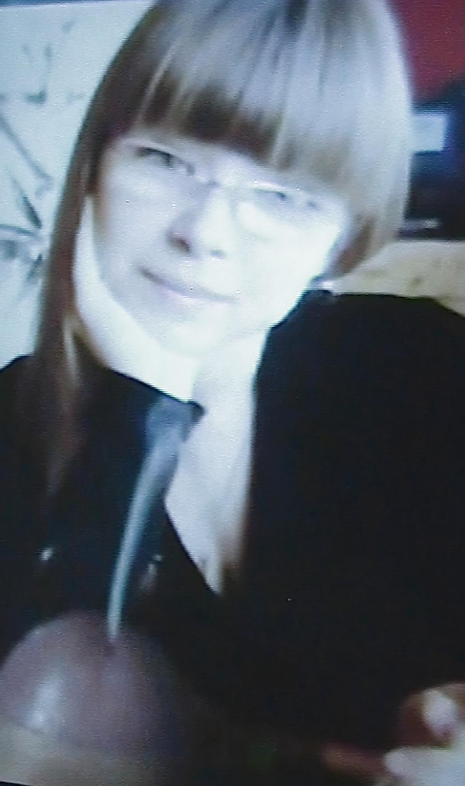 25P Cum on glasses girls 2