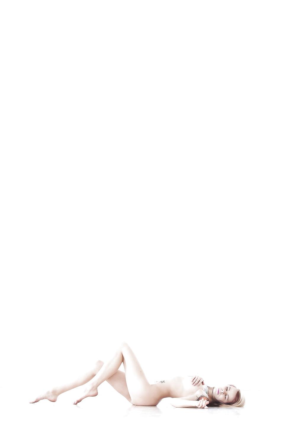 9P Blonde teen tease