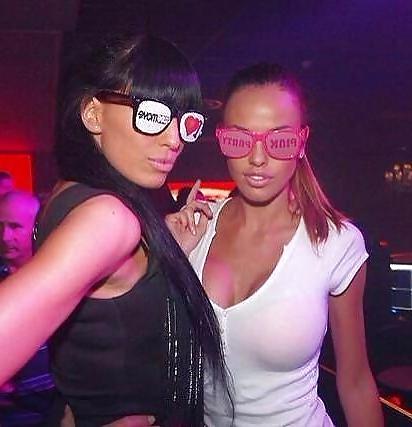10P Vanessa Lawrens grosse salope 