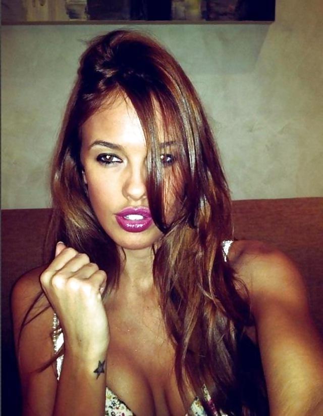 10P Vanessa Lawrens grosse salope 