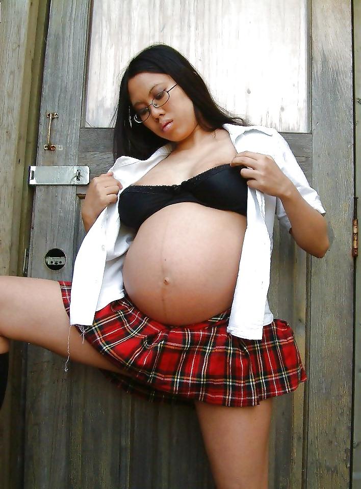 10P Pregnant & Sexy #74