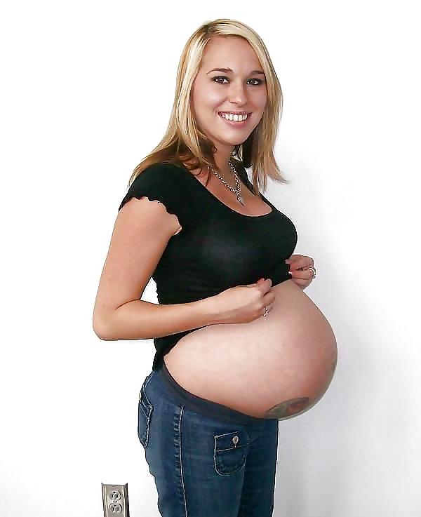 10P Pregnant & Sexy #71