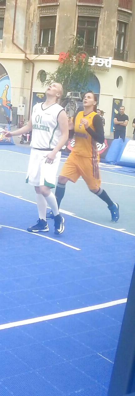 25P Spy sexy teens basketball romanian