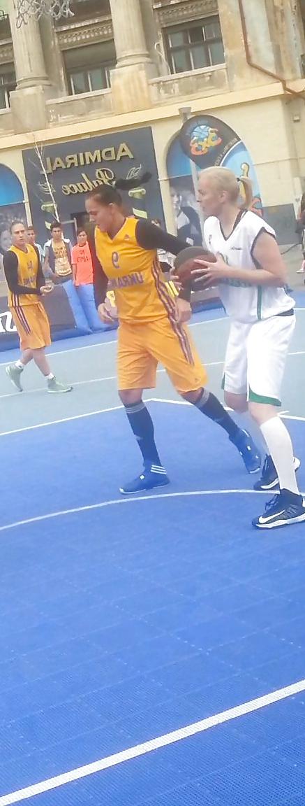 25P Spy sexy teens basketball romanian