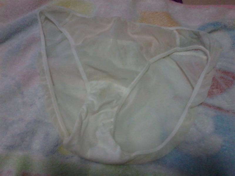 25P Thai Wife Panties 001