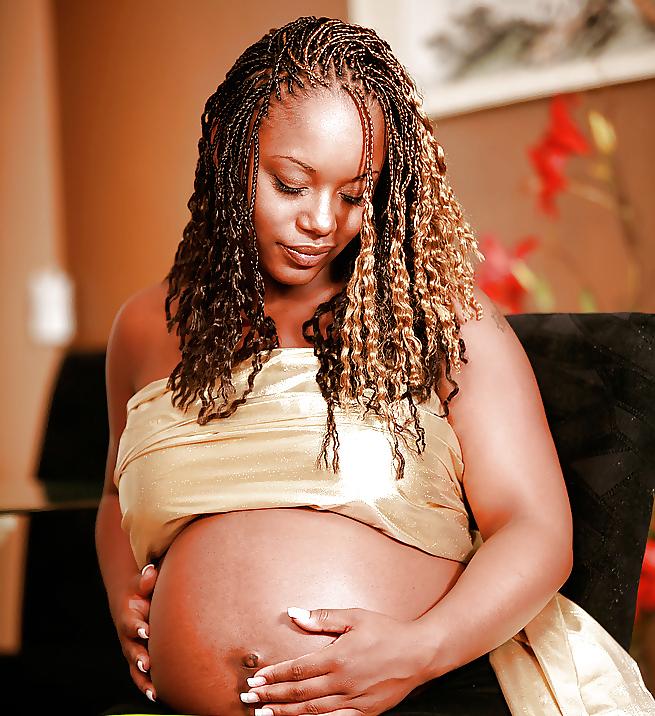 11P Pregnant & Sexy #77