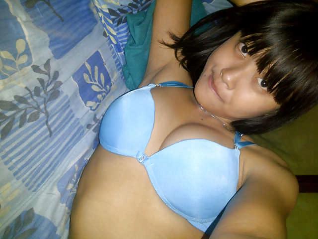 4P Awek bra biru