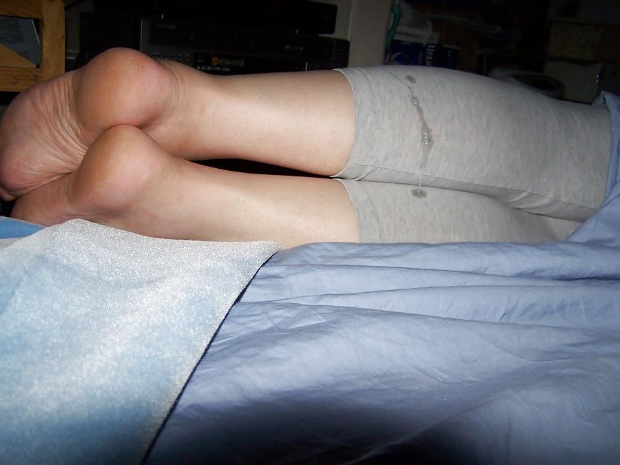 25P Cum on her clothing