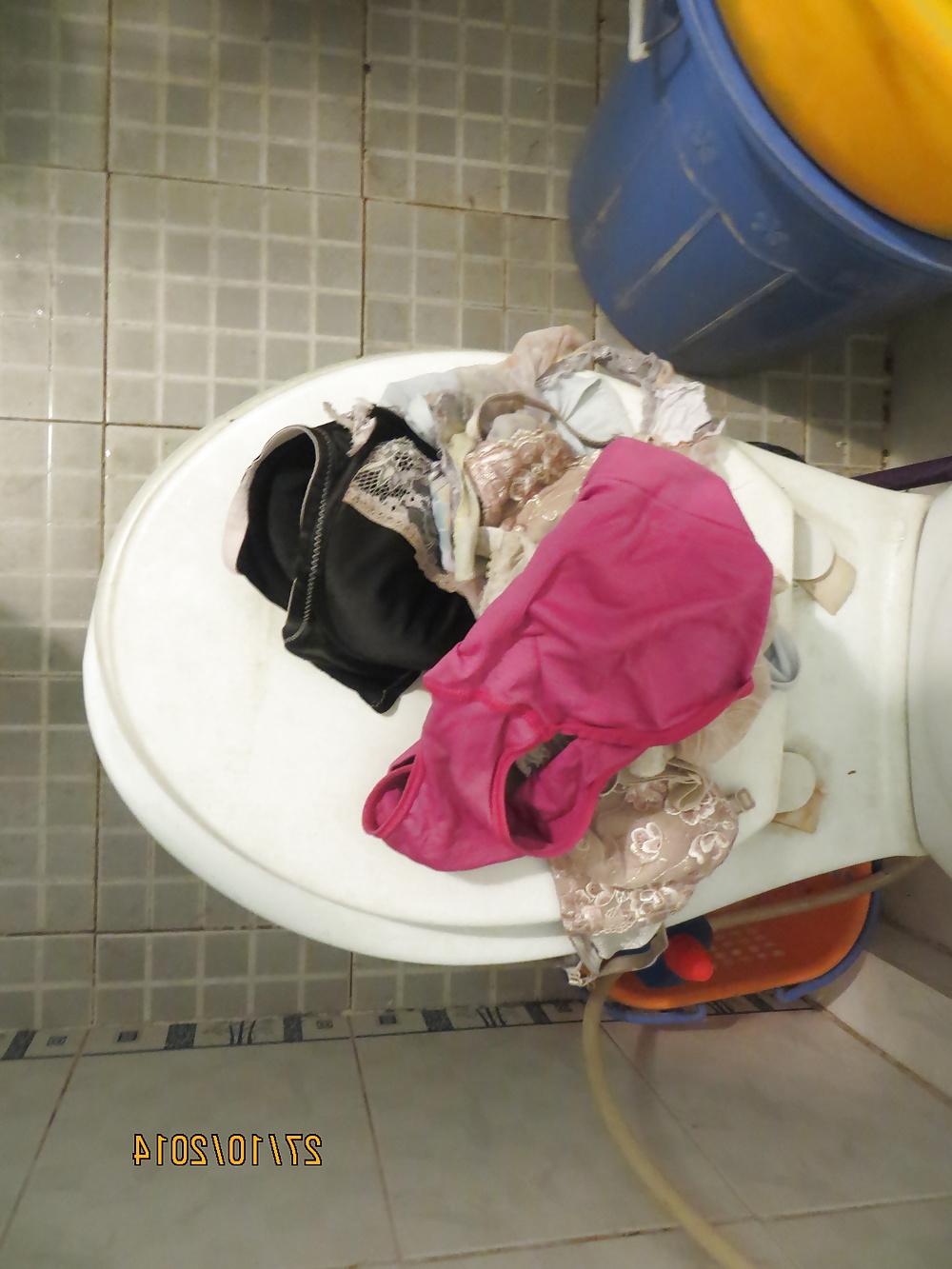 17P Cum on many my sexy neighbour girl's dirty panties 27102014