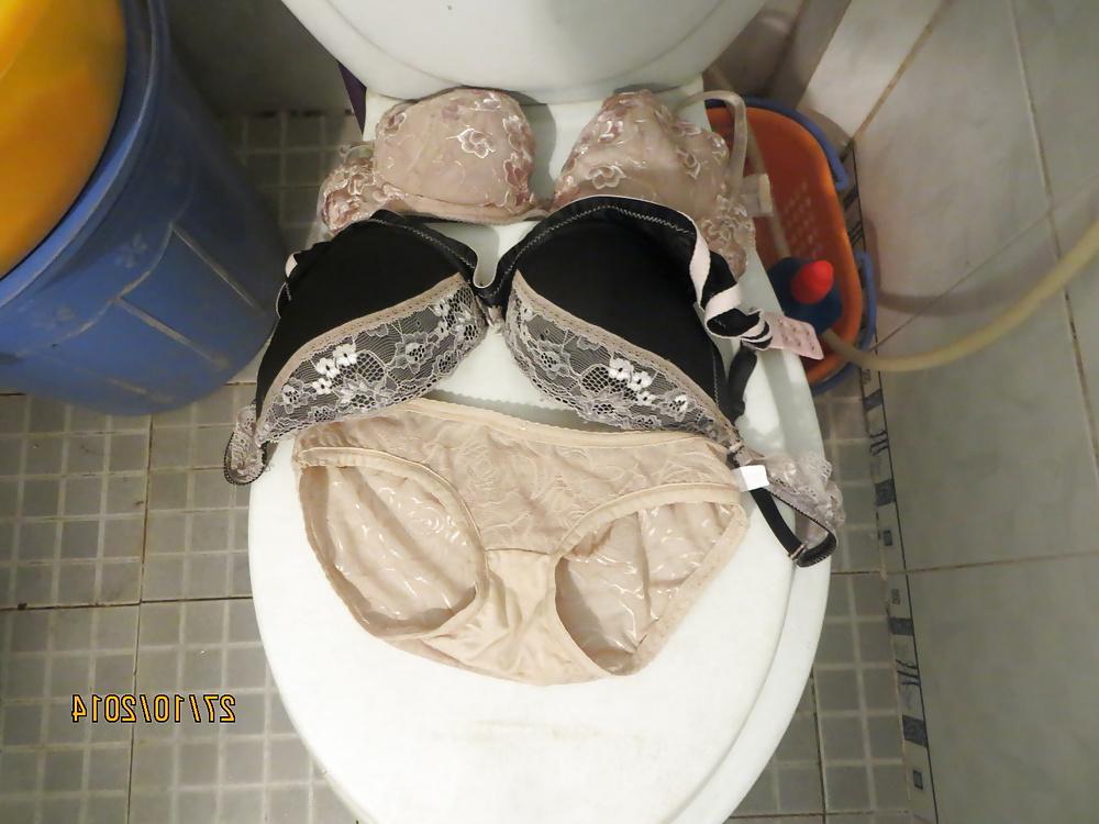 17P Cum on many my sexy neighbour girl's dirty panties 27102014
