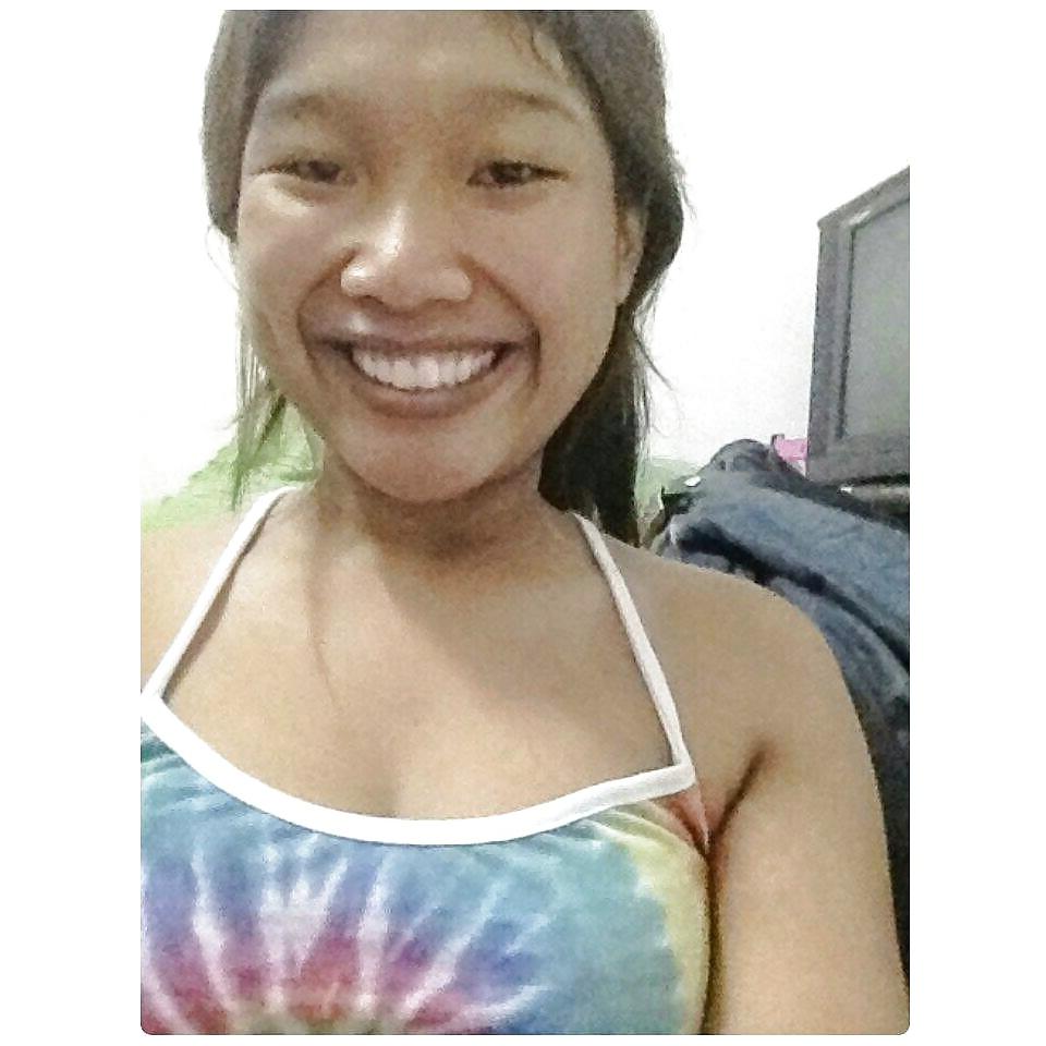 11P Thai girls loves to get puneded by me while BF working