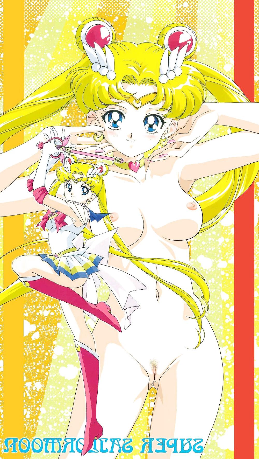 25P Anime Babes: Sailor Moon