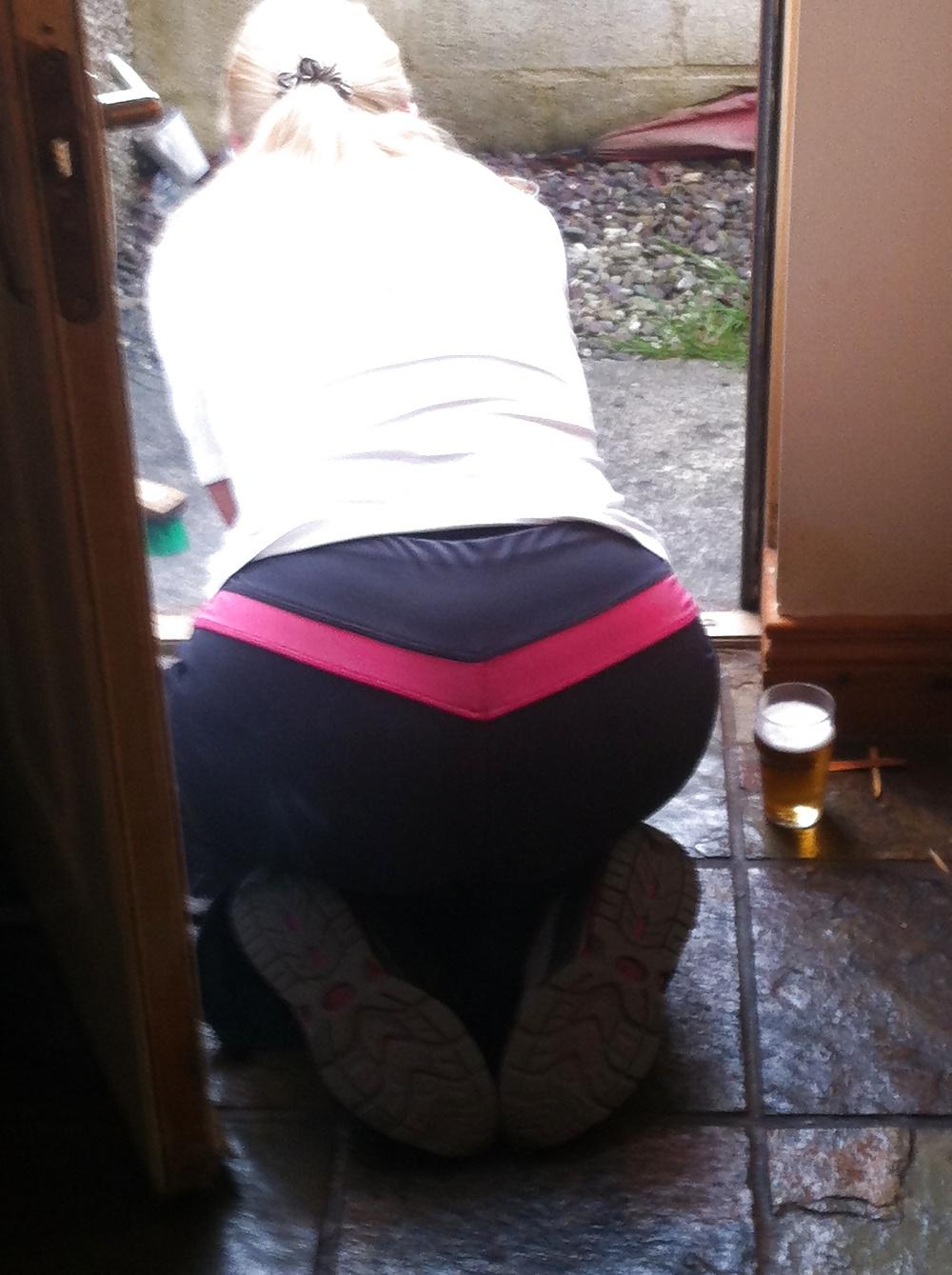 25P Ex Blonde swinger slut wife with face pics....