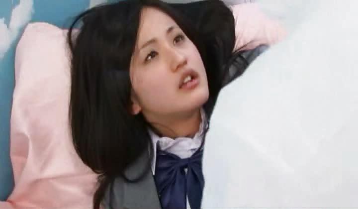 25P Japanese schoolgirl picked up and fucked.