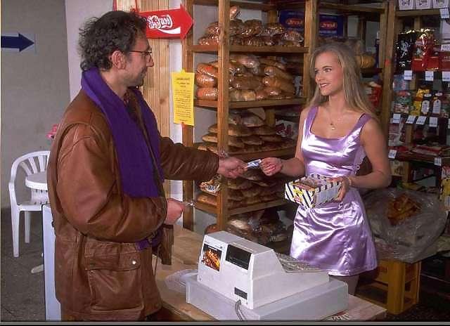 25P Blondie (Kristy Lion) 2
