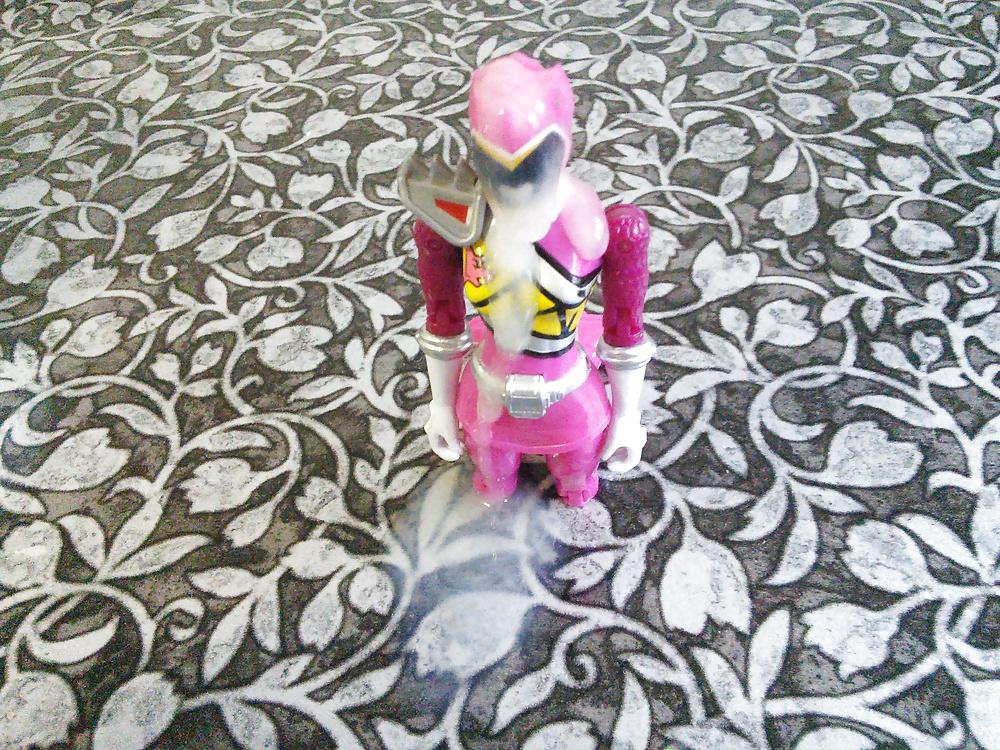 5P Cum on: Dino Charge(Kyoryu) Pink
