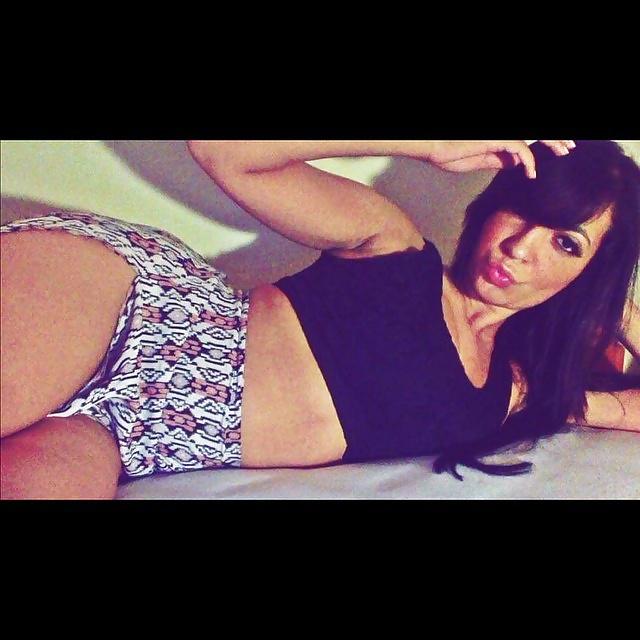 20P Arab beauty 42 - Cum on her