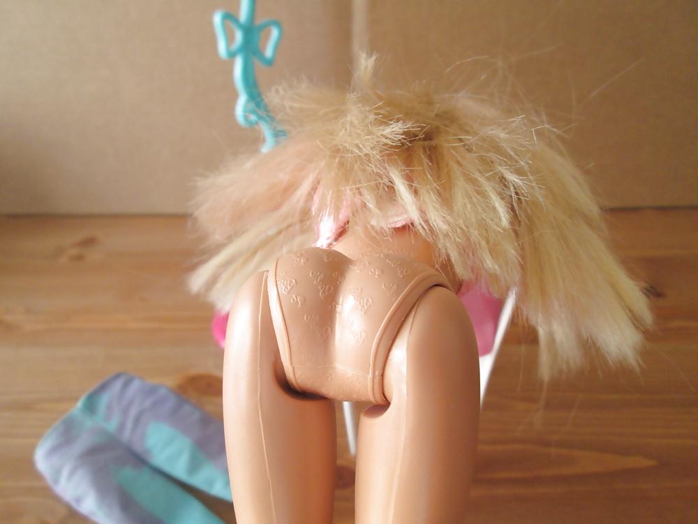 25P Barbie kitty sweater cumshot