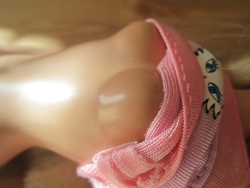 25P Barbie kitty sweater cumshot