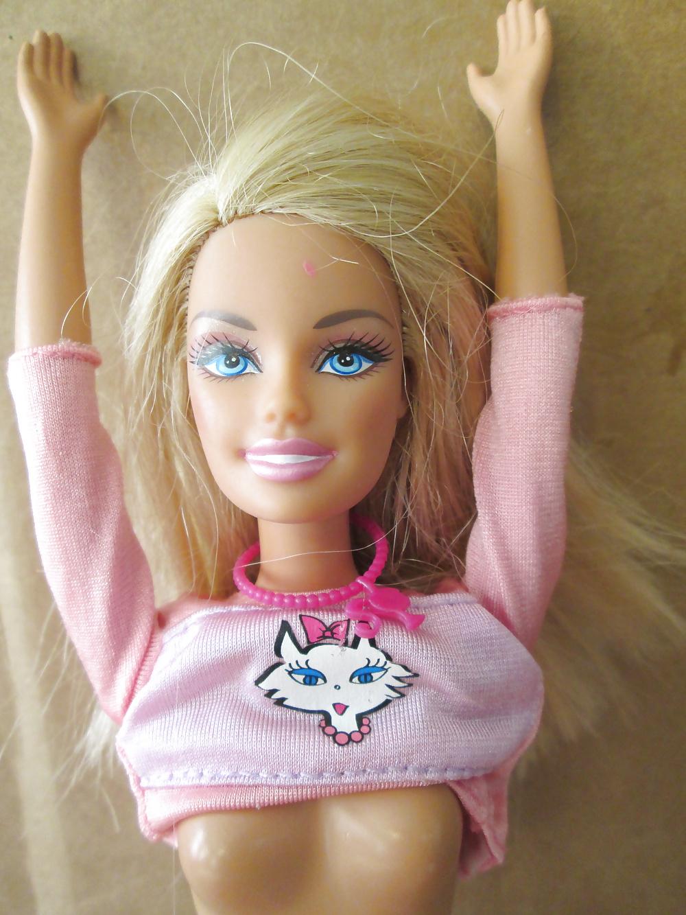 25P Barbie kitty sweater cumshot