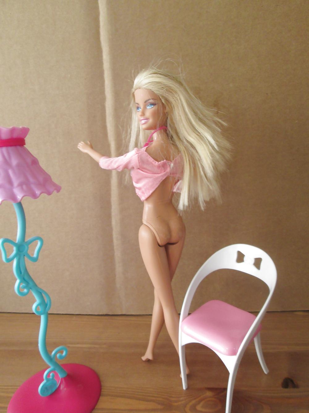 25P Barbie kitty sweater cumshot