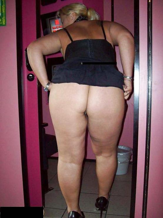 21P Adult Theater Sluts