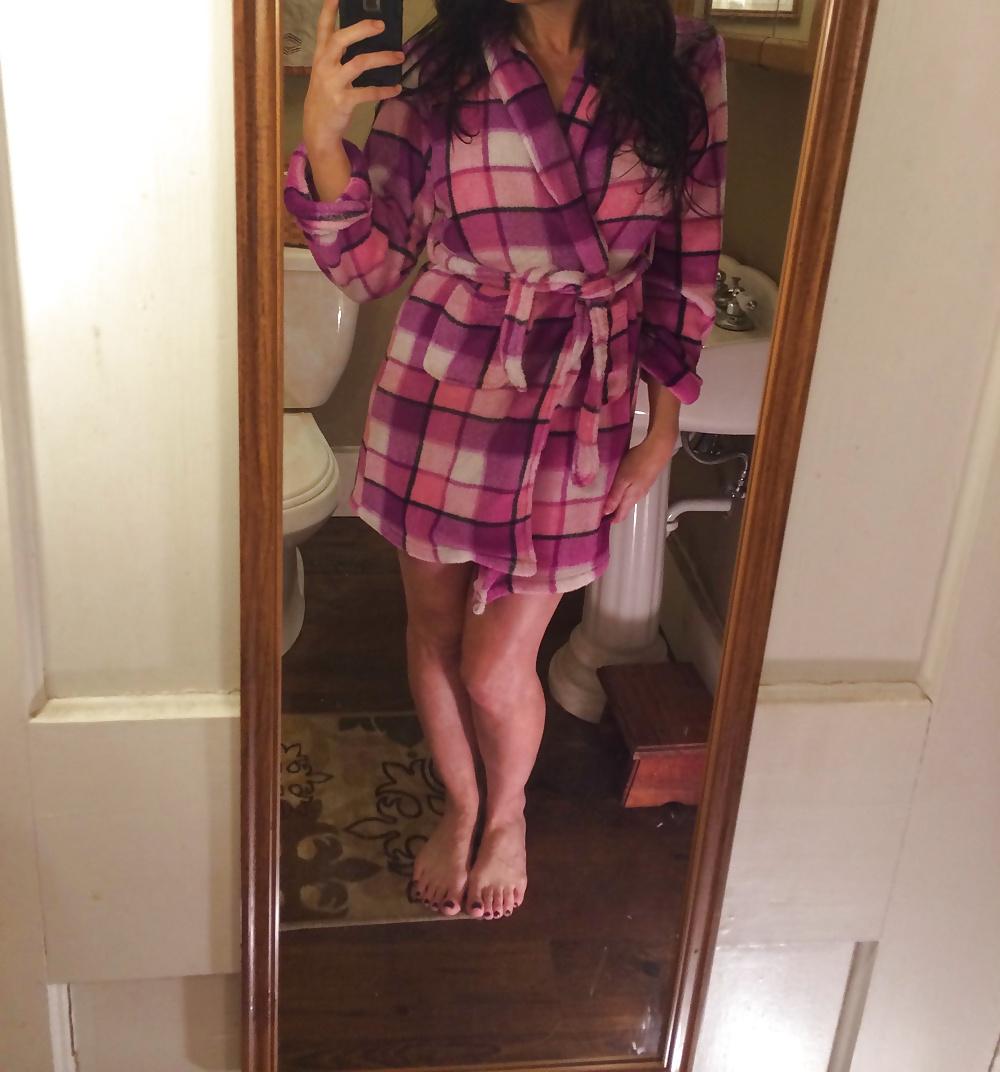 12P Pretty little bath robe..