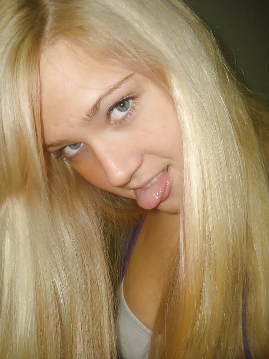 25P Estonian teens-01 party beach bra panties