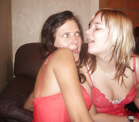 25P Estonian teens-02 beach bra panties party