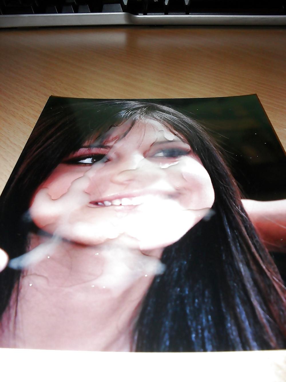 25P Selena Gomez abspritzen