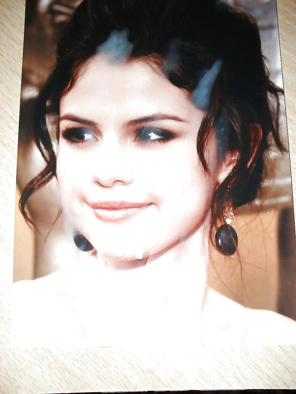 25P Selena Gomez abspritzen