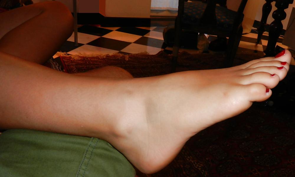 8P Feet cock tease
