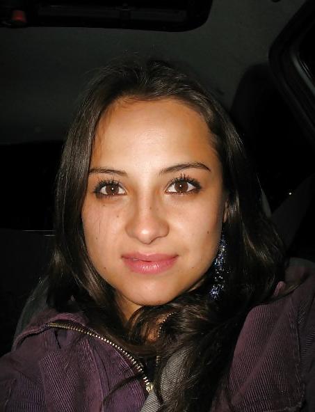 10P JOSSELINE RANGEL KOMMT AUF SIE UND REPOSTET