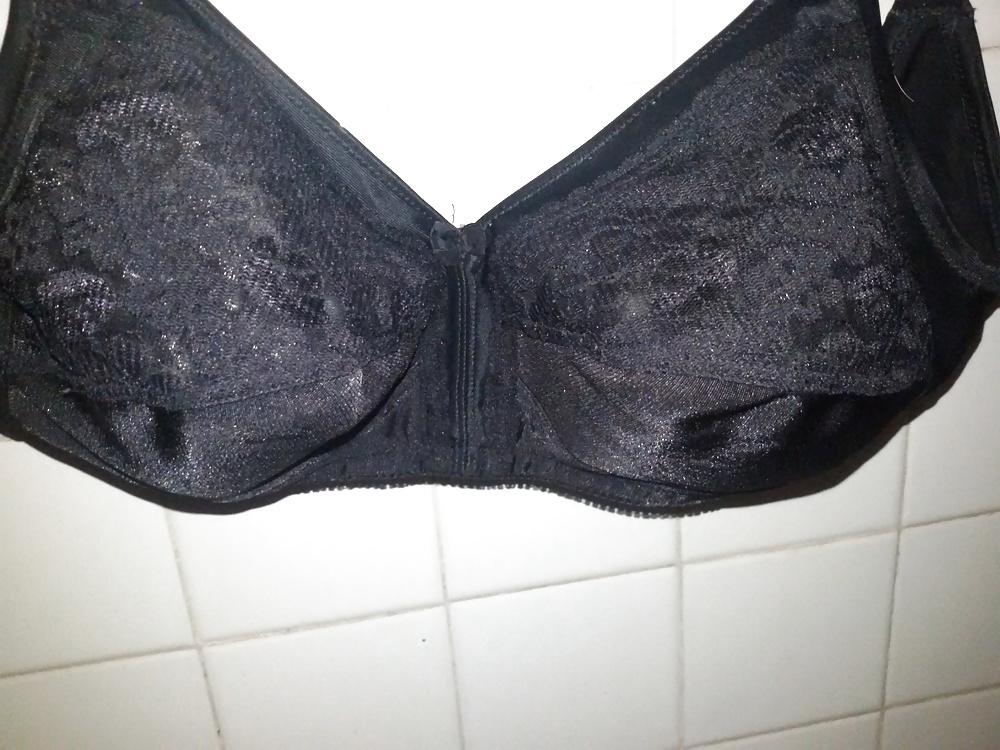 6P Mom's bra collection  36DD 