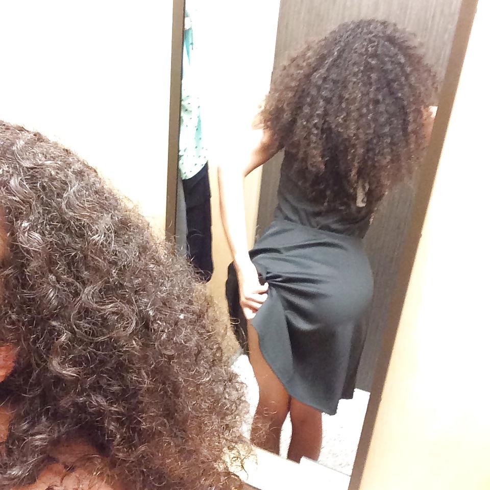 25P Selfless in clothing shop changing room