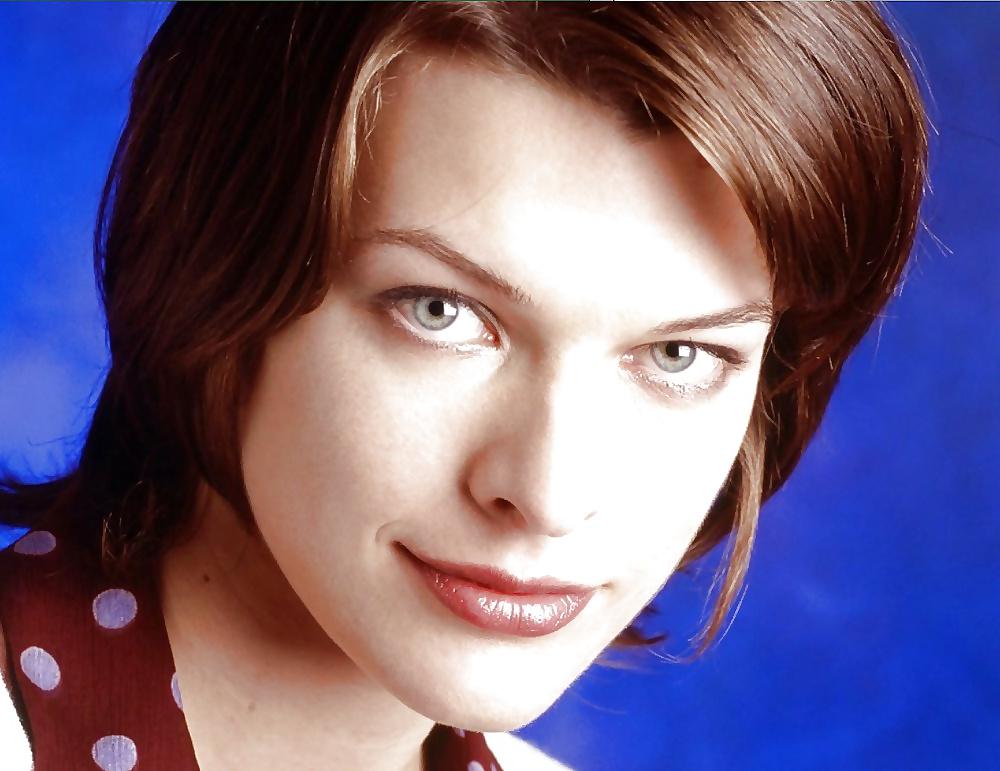 25P Milla Jovovich FACE to cum
