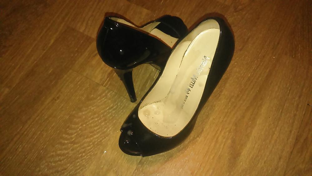 14P Fuck and cum on Nando Muzi heels