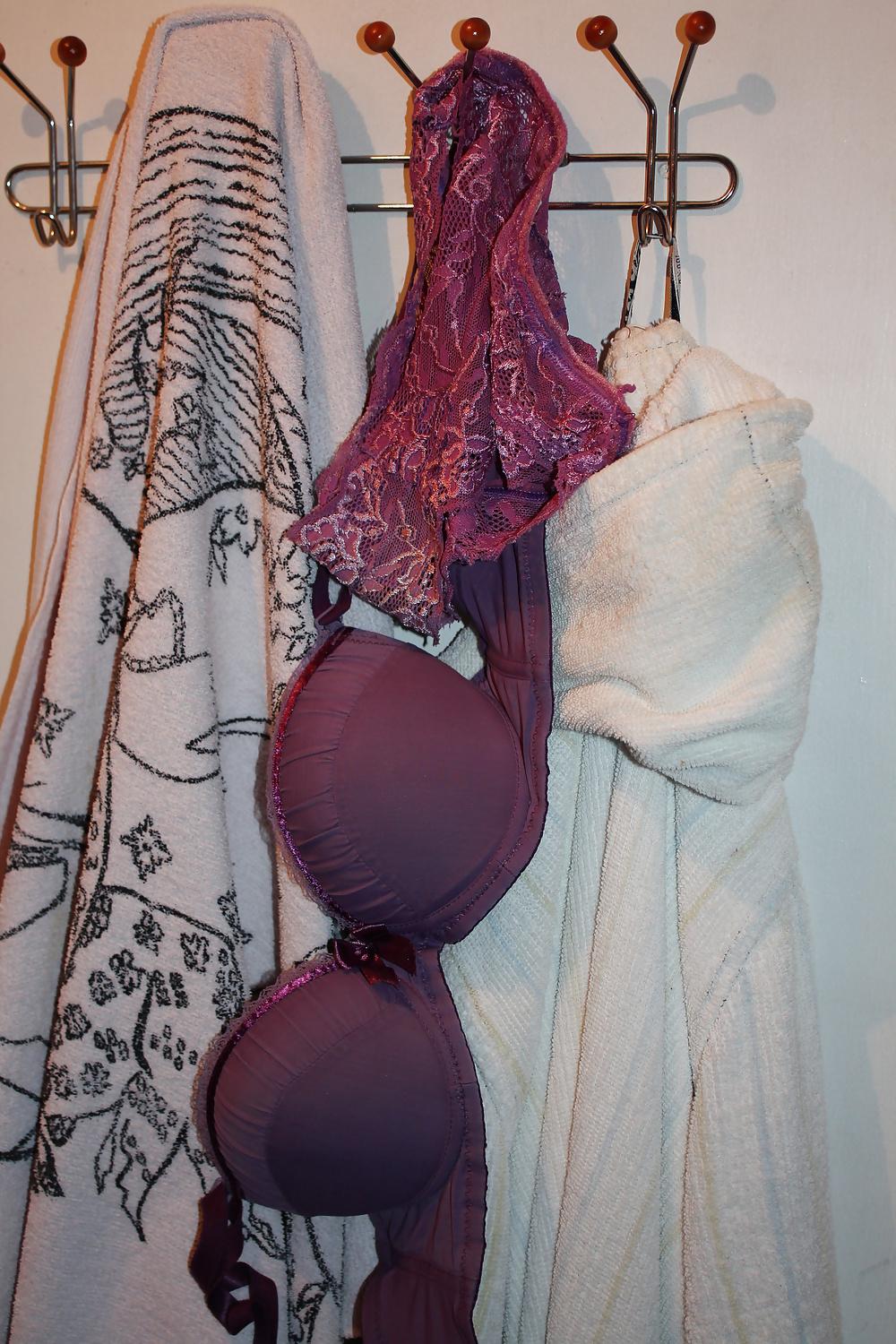 9P Surprise Bra + panties