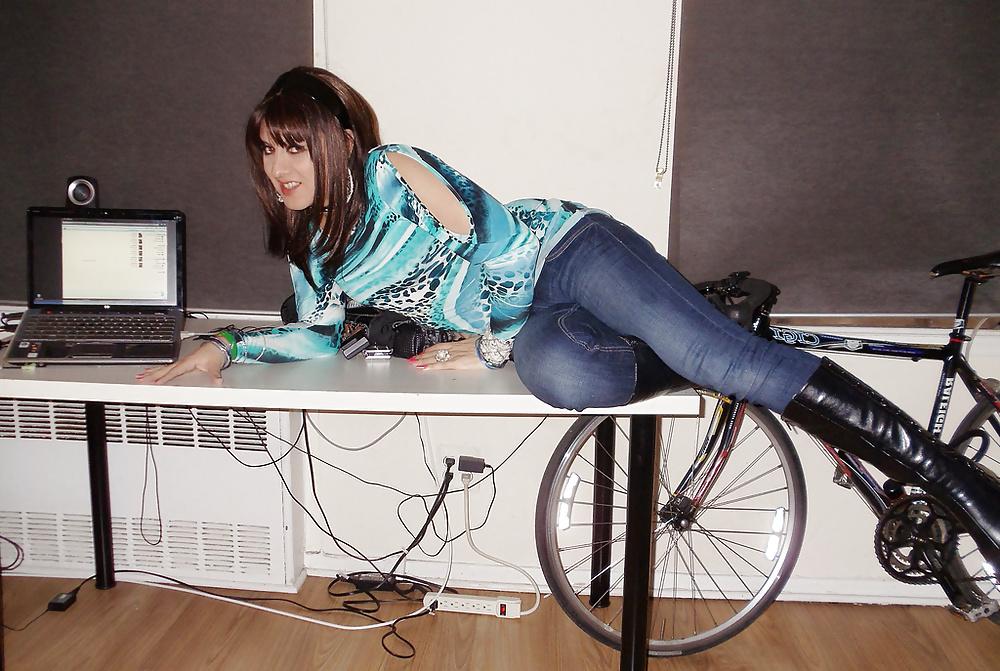 25P World Wide Tgirl Beauty volume 10