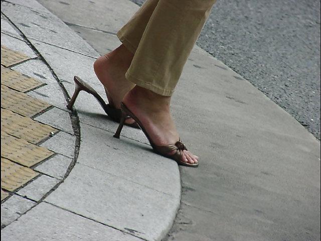 17P High Heels on Streets in Japan - Vol. 2