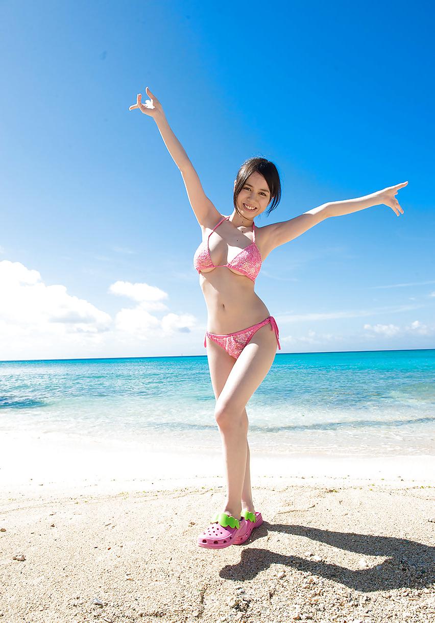 12P Aimi Yoshikawa - Pretty Japanese Girl