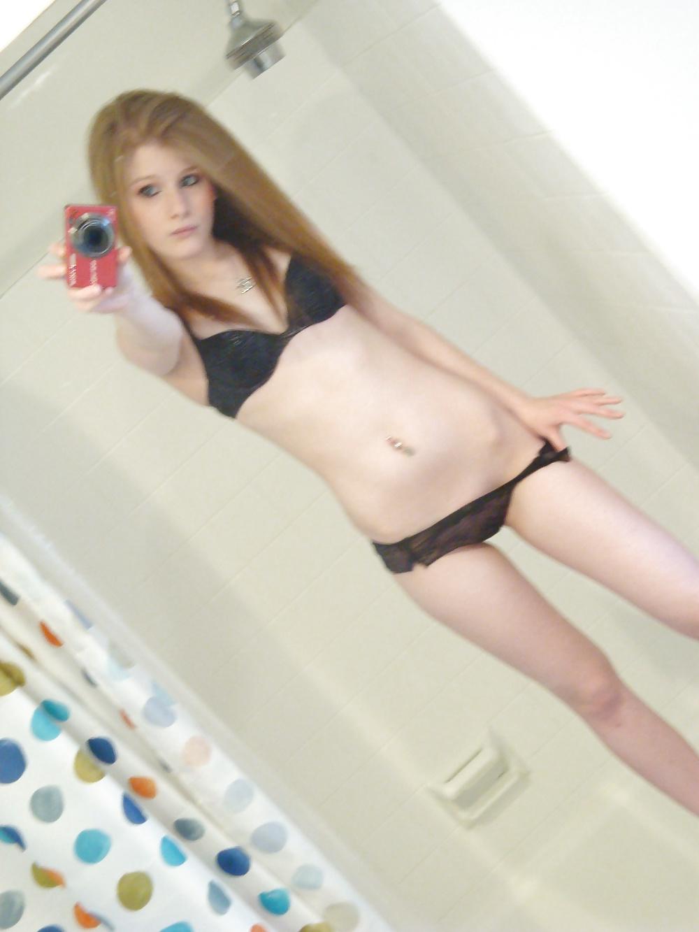 18P Young Skinny Girl Selfshots in Bath Room
