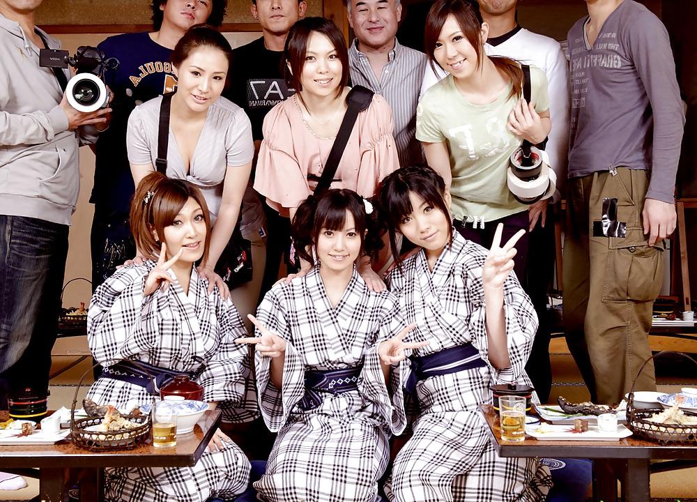 15P Japanese Hot Spring Trip