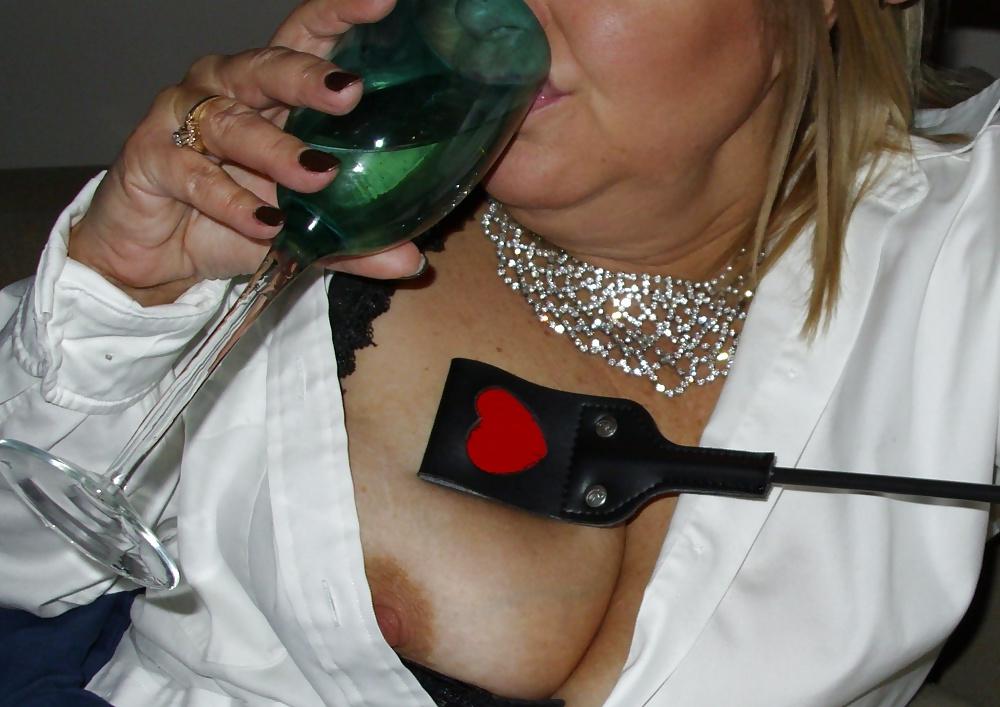 25P Sexy GILF