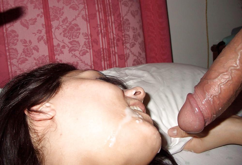25P Brunettes Cum Faces