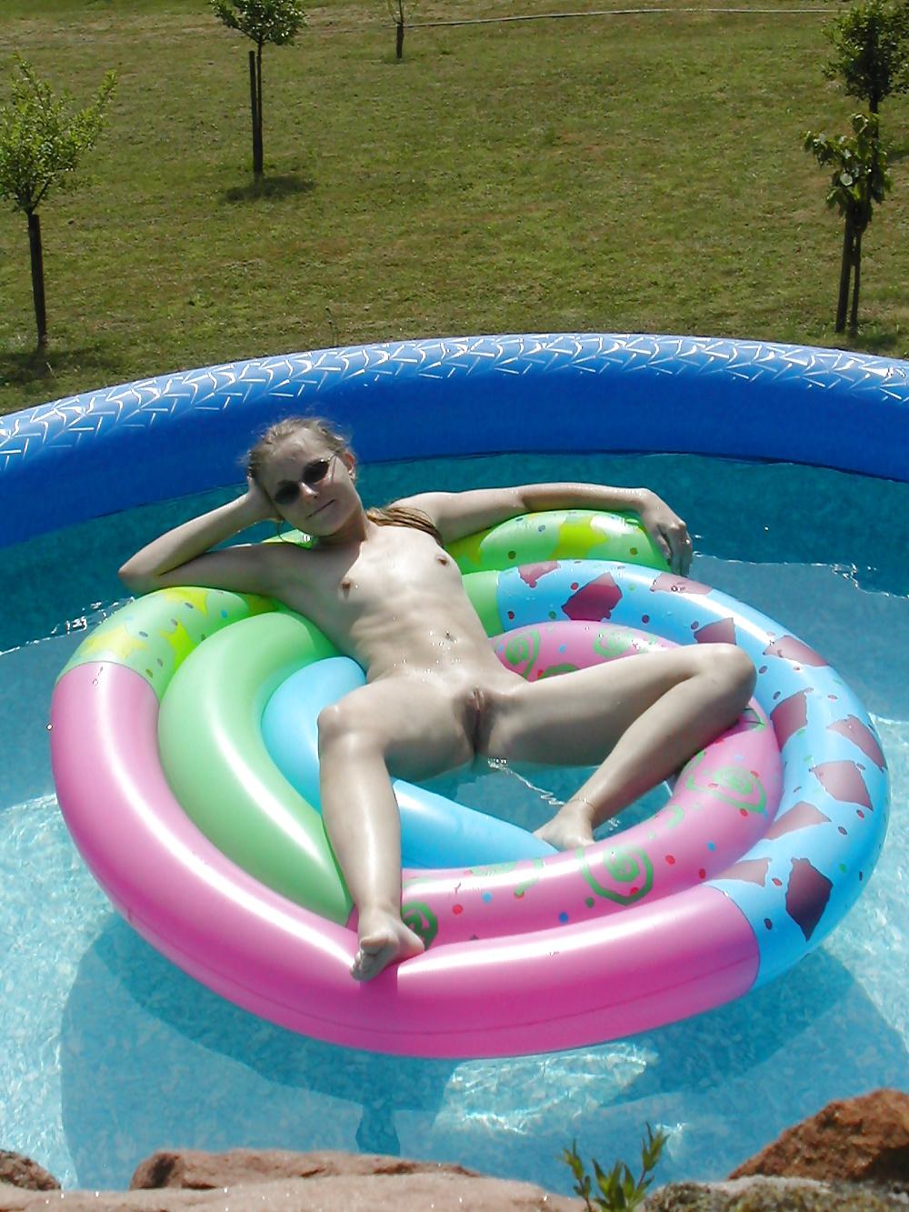 25P Amateur Private Photo 39