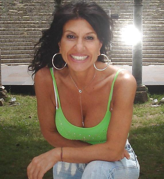 15P Heiße MILF