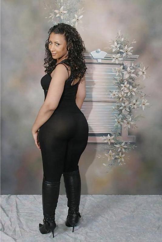 25P No naked Thick girls asses 1