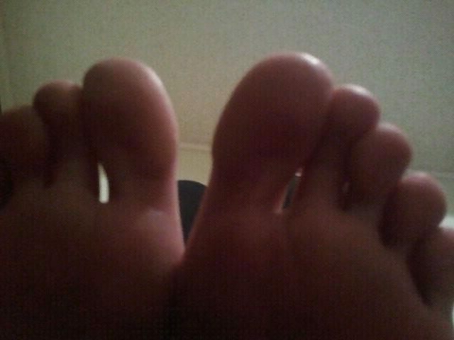 18P Feet, Cum on them